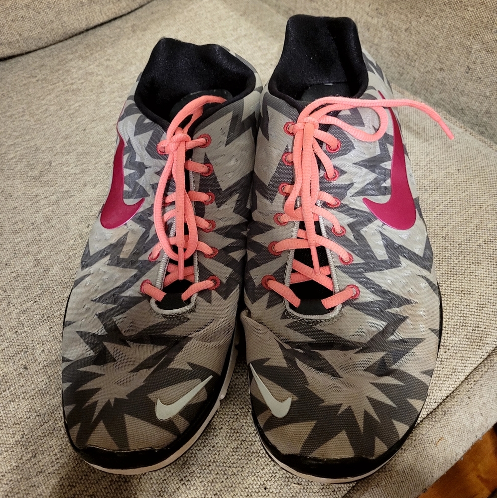 Nikes Mens